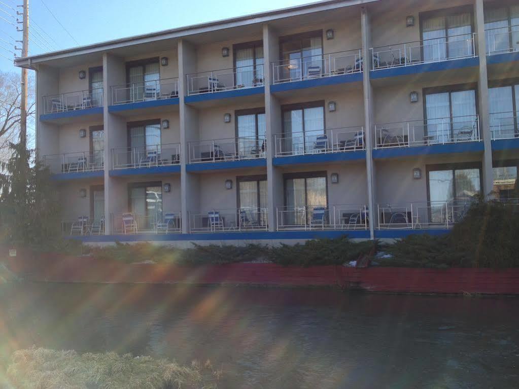 Clarion Inn&Suites Chambersburg Exterior foto
